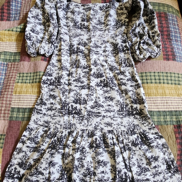 Women's black and white print dress - Picture 6 of 6